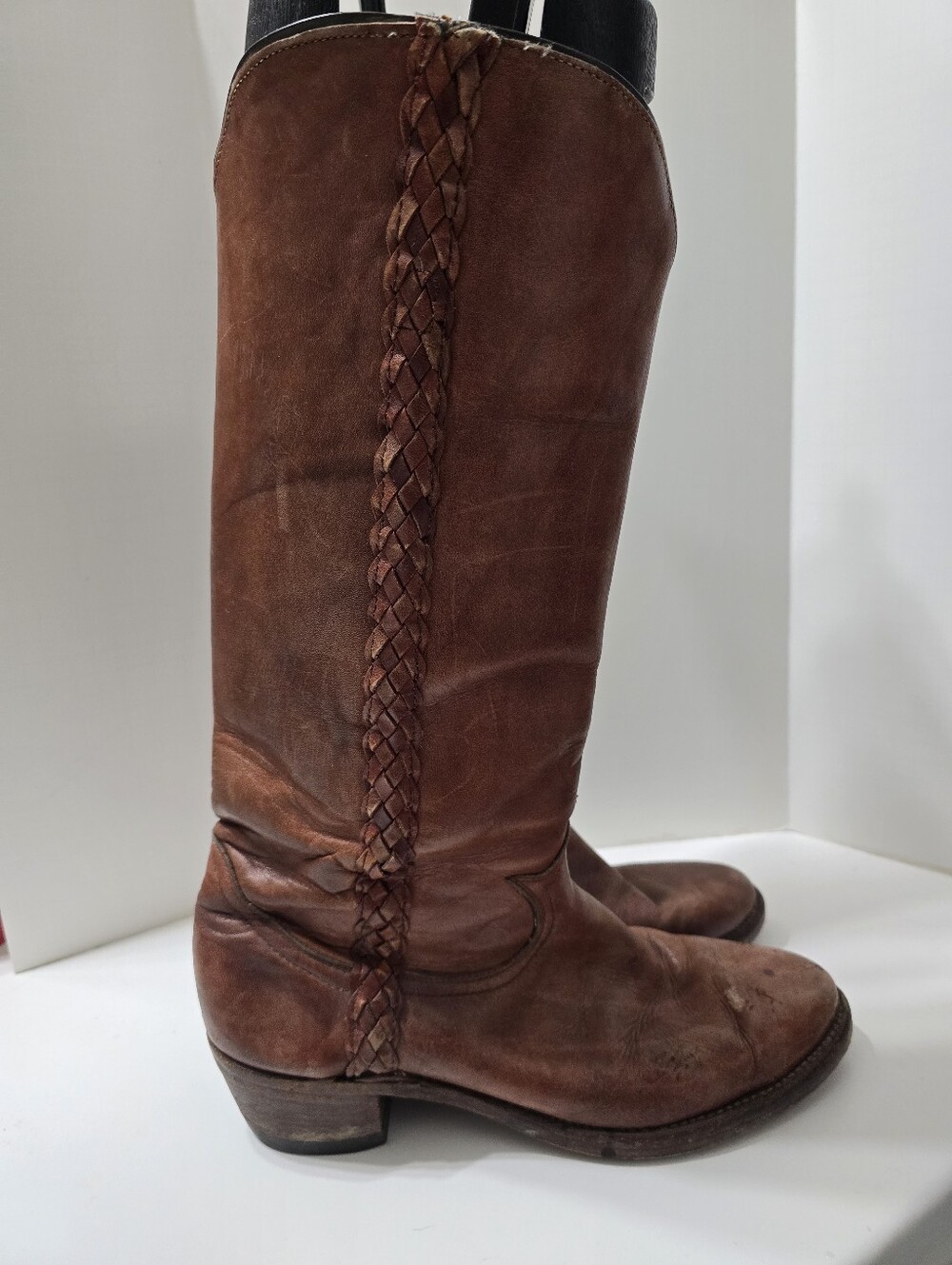 Vintage brown leather Frye Campus boots